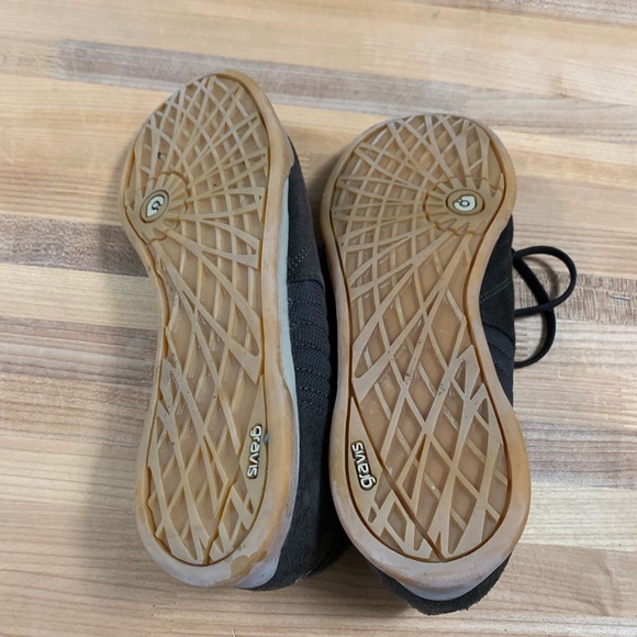 Men’s Gravis Shoes - Picture 4 of 5